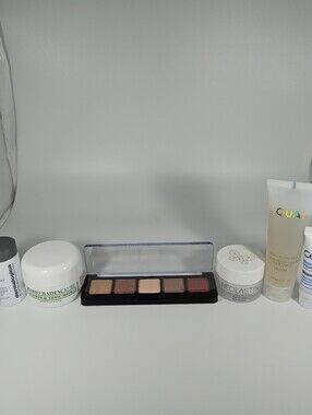 Beauty Lot (6 DELUXE SAMPLE-SIZES + 1 MYSTERY FREE FULL-SIZE)
